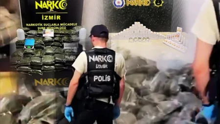Uyuşturucu İmalatçılarına Üç İlde Darbe: 397,5 Kilo Uyuşturucu Ele Geçirildi
